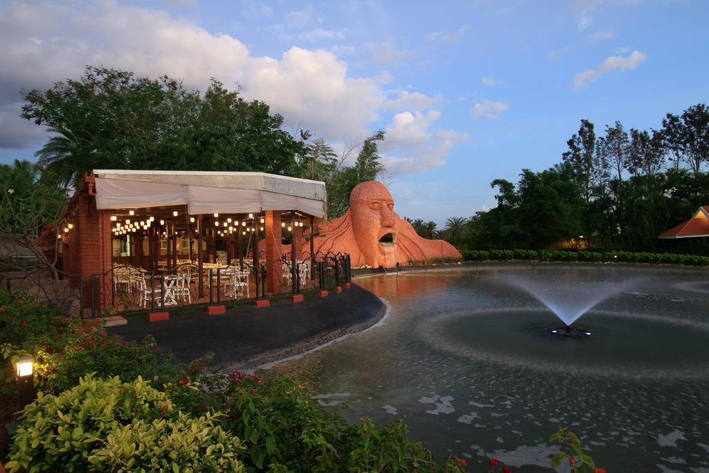 Silent Shores Resort & Spa Mysore Exterior foto