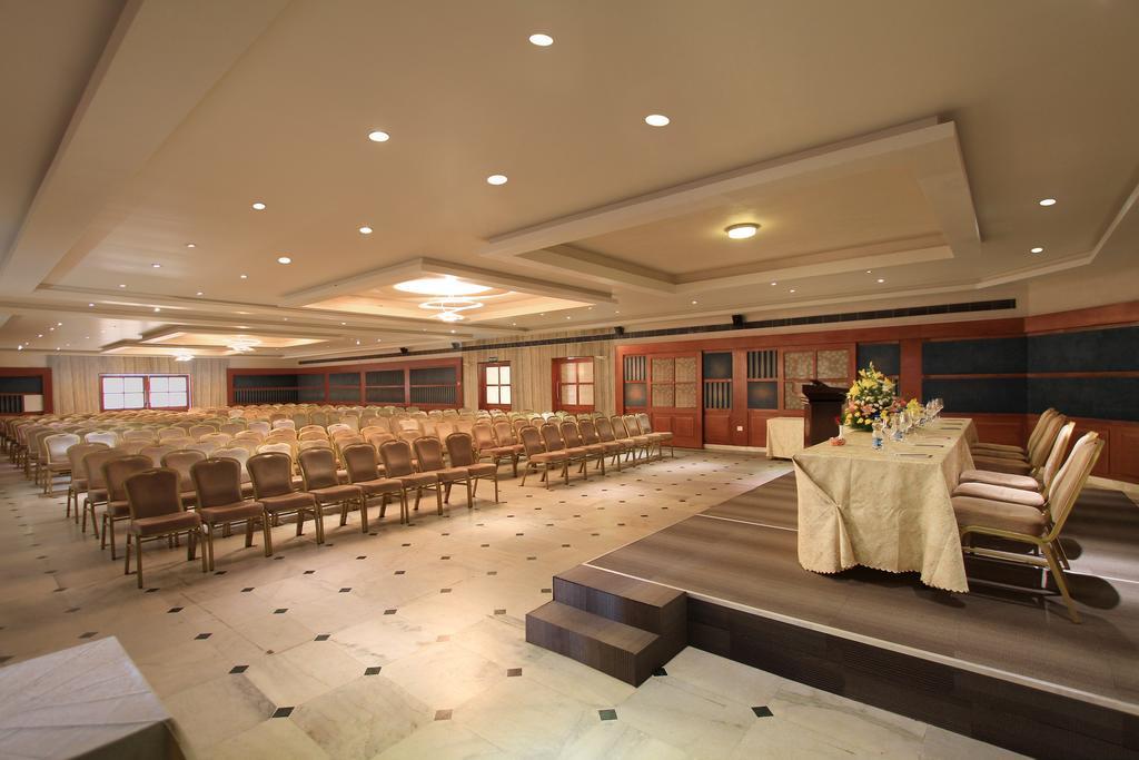 Silent Shores Resort & Spa Mysore Exterior foto