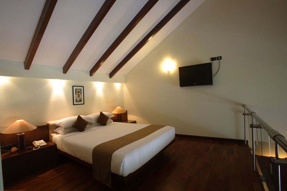 Silent Shores Resort & Spa Mysore Exterior foto