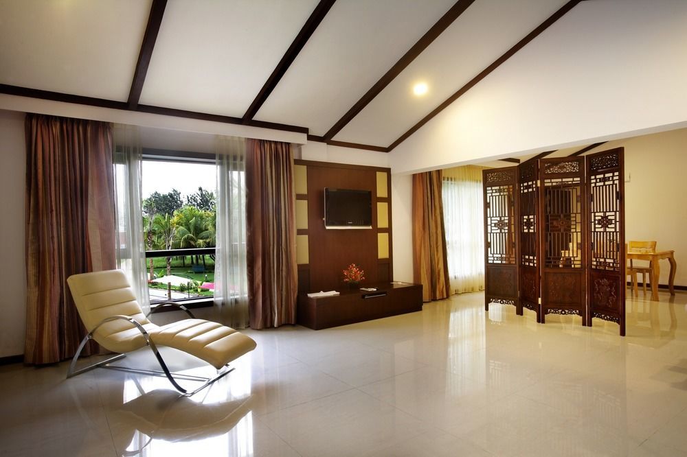 Silent Shores Resort & Spa Mysore Exterior foto