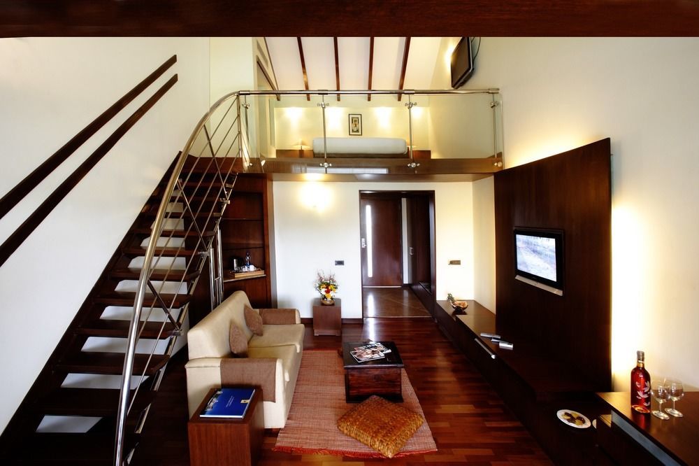 Silent Shores Resort & Spa Mysore Exterior foto